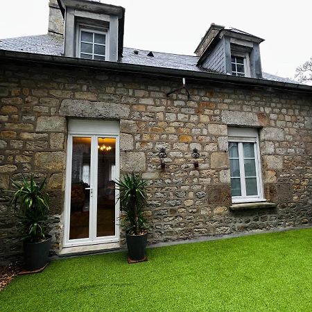 A La Maison - Hebergement De Luxe دومفرونت المظهر الخارجي الصورة