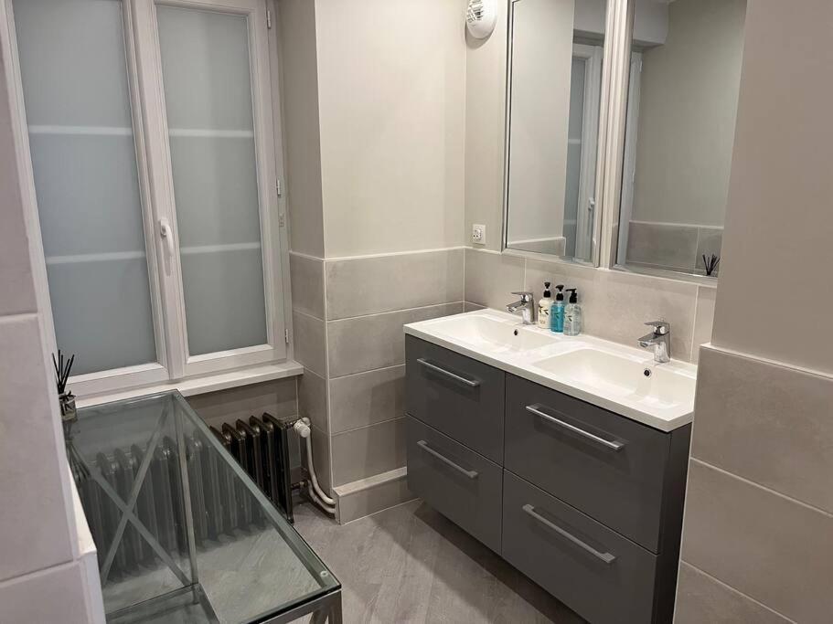 A La Maison - Hebergement De Luxe دومفرونت المظهر الخارجي الصورة