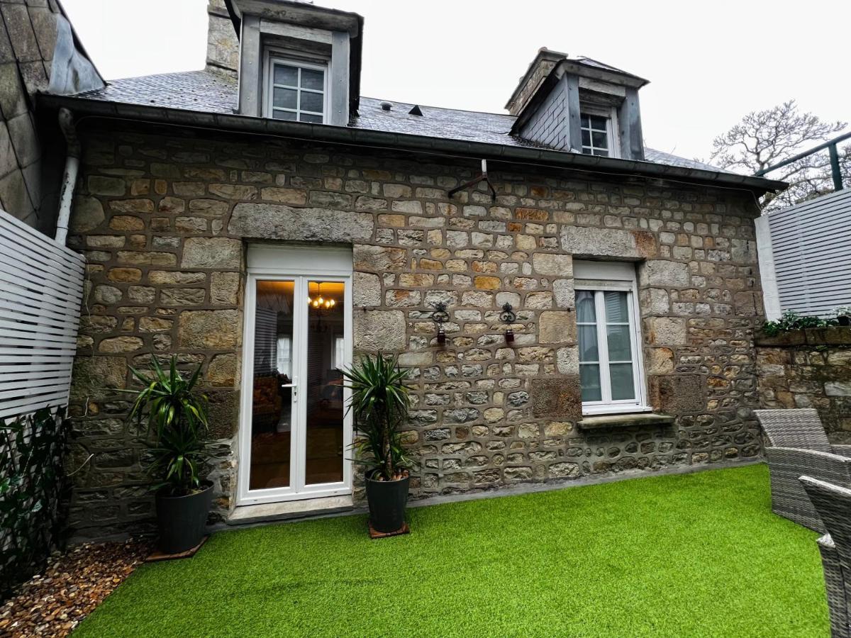 A La Maison - Hebergement De Luxe دومفرونت المظهر الخارجي الصورة